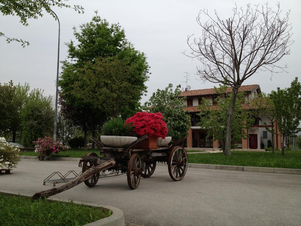 Agriturismo Nonis San Vito al Tagliamento Εξωτερικό φωτογραφία